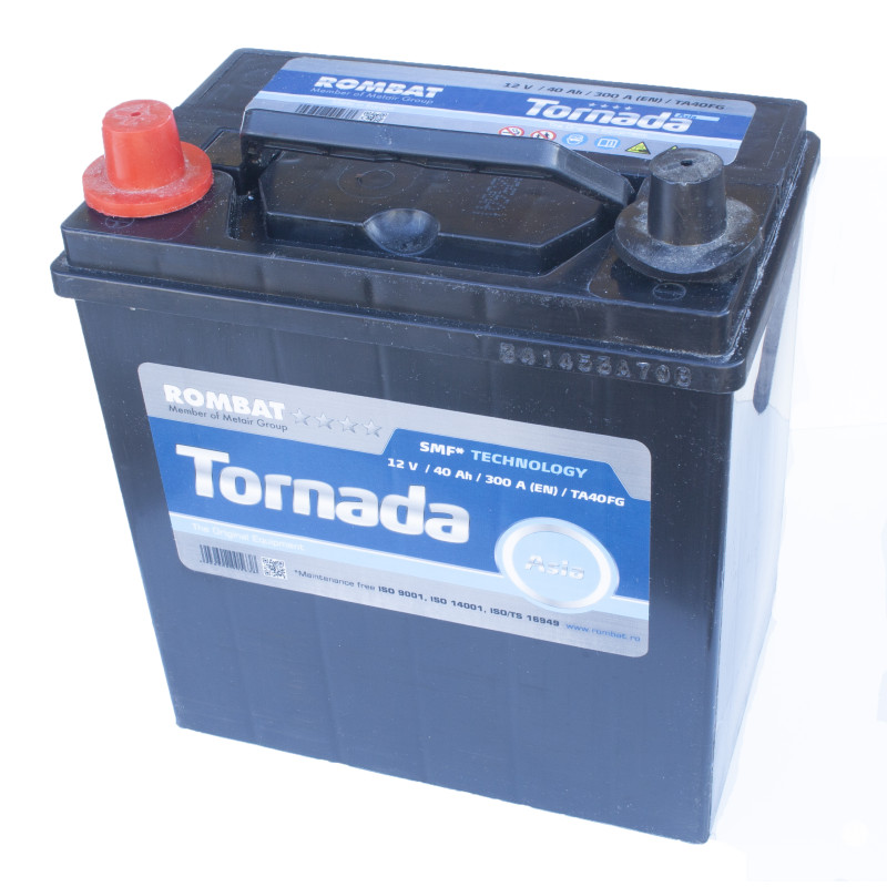 Batterie NS40 + à gauche 35ah - 300 CCA